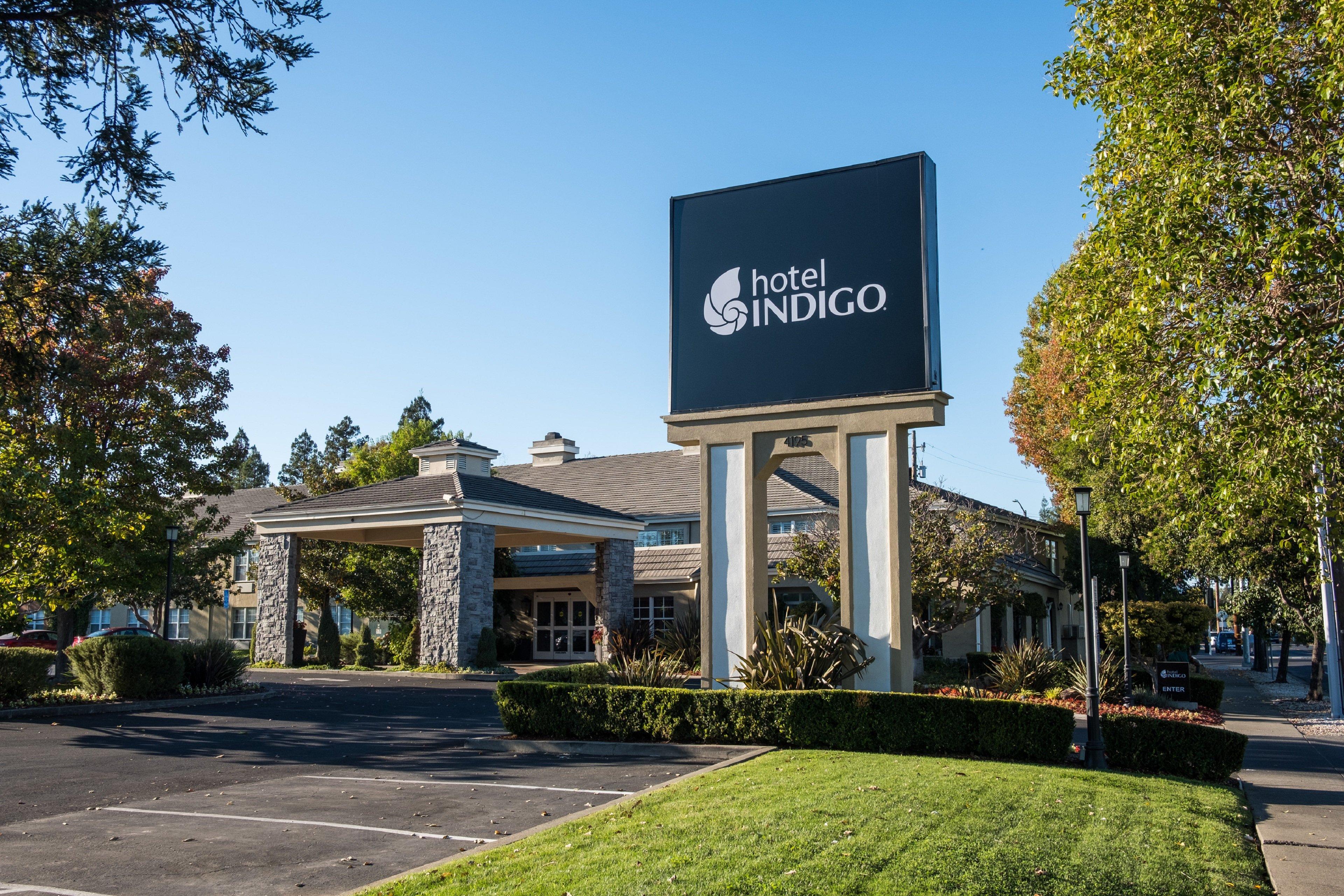 Hotel Indigo Napa Valley, An Ihg Hotel Exterior photo